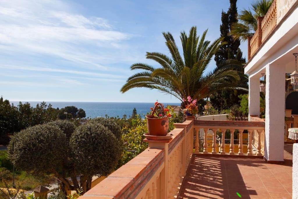 Apartment Lovely House A Few Steps To The With Sea View Velez Malaga