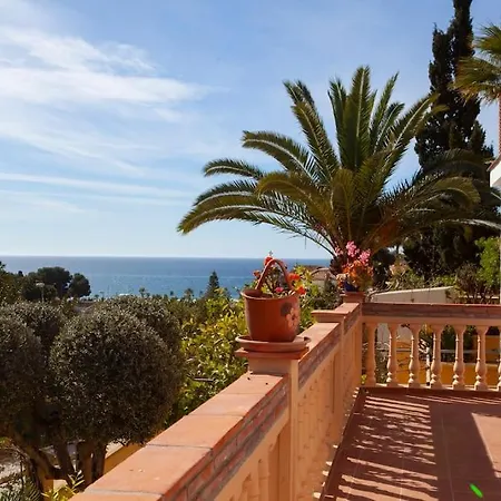 Lovely House A Few Steps To The Beach With Sea View Velez Malaga Exterior photo