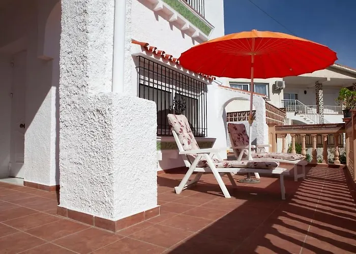 Lovely House A Few Steps To The Beach With Sea View